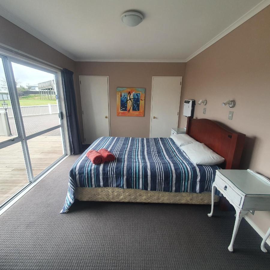 The Retreat Taupo Villa Exterior photo